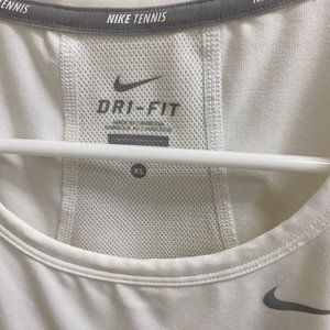 Nike Tennis Girls Dri Fit Sleeveless White Tank size XL